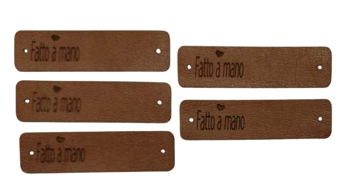 5 etichette fatto a mano