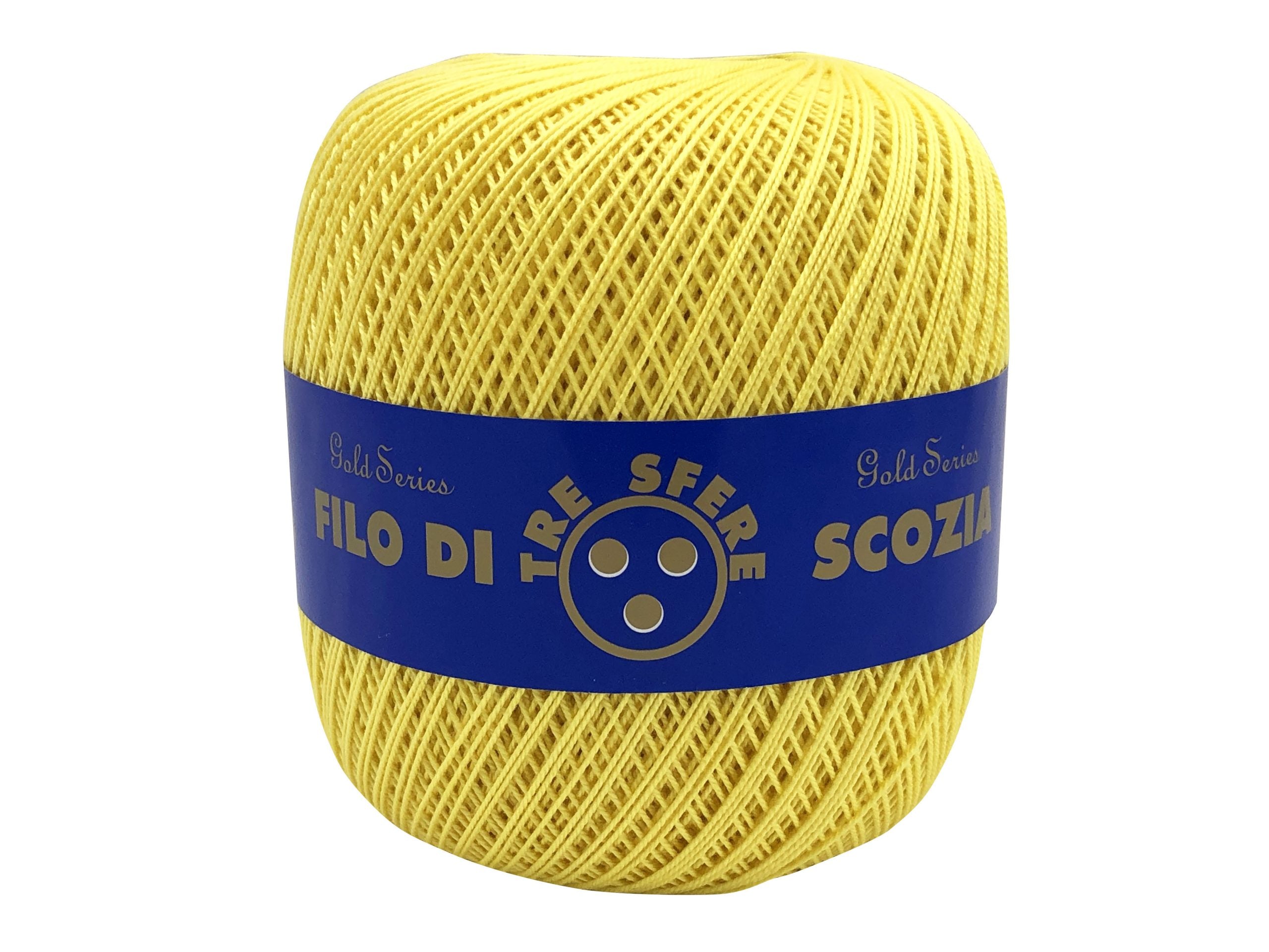 Cotone filo di scozia colorato. Titolo 8