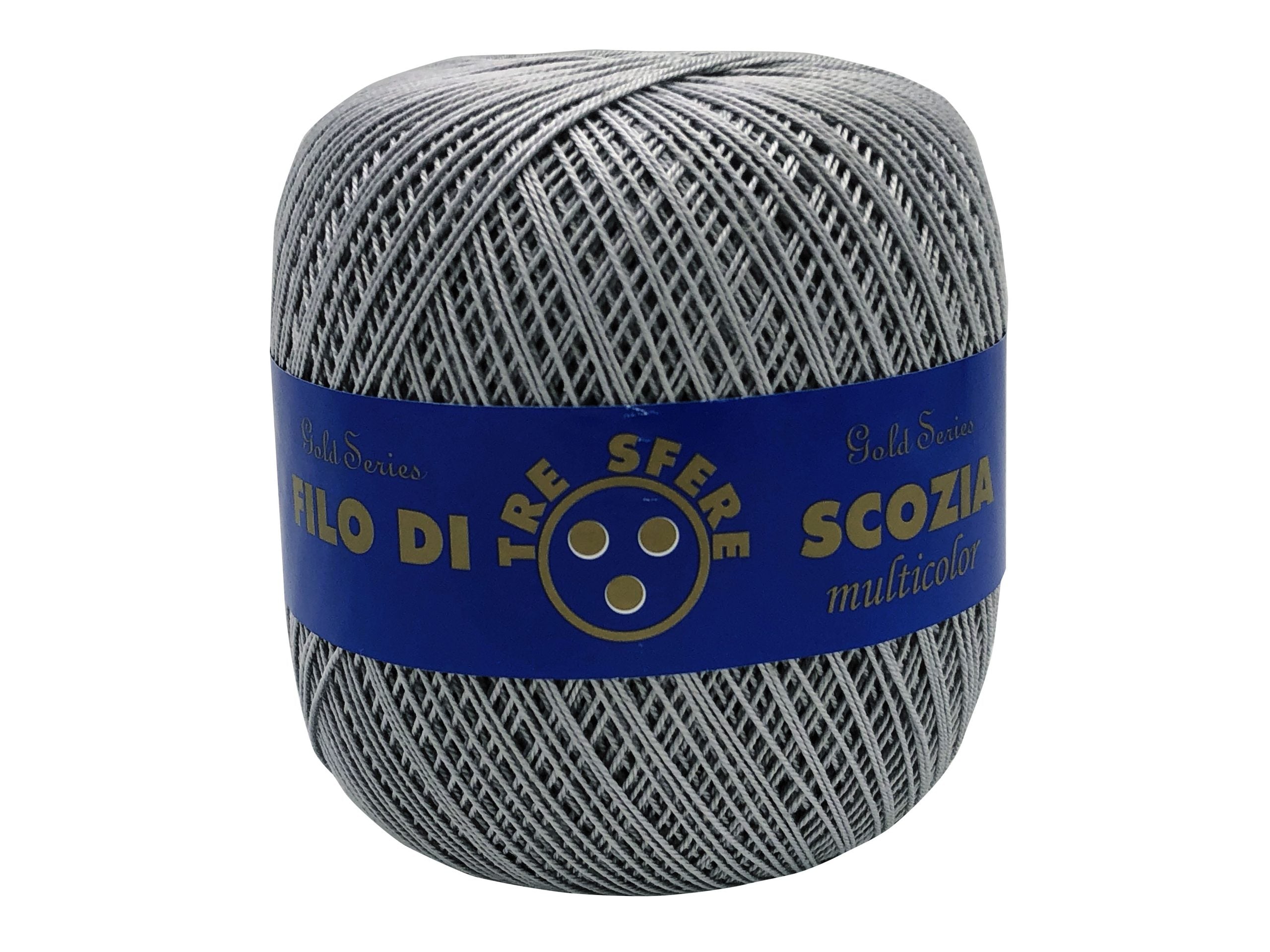 Cotone filo di scozia colorato. Titolo 8