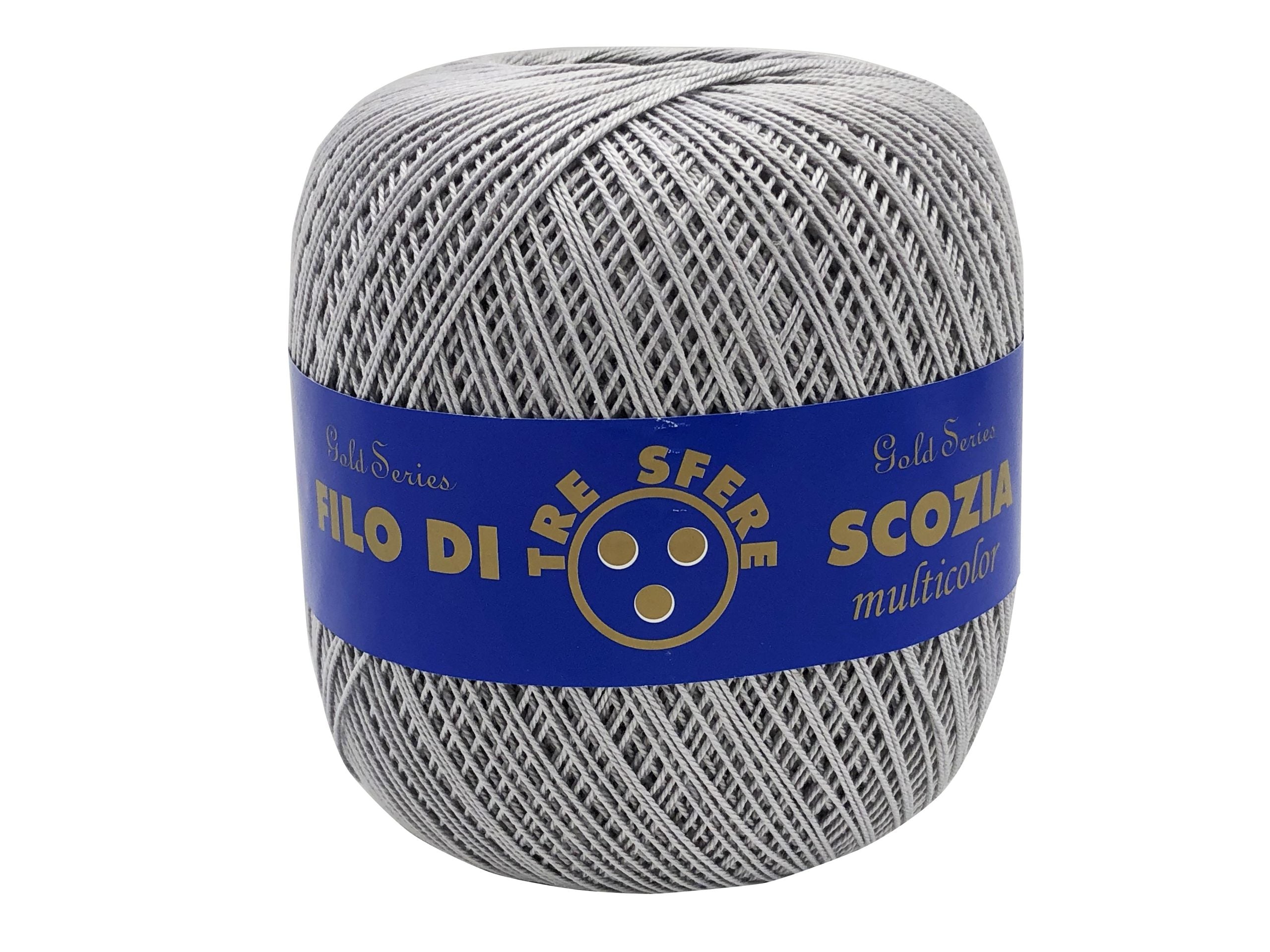 Cotone filo di scozia colorato. Titolo 8